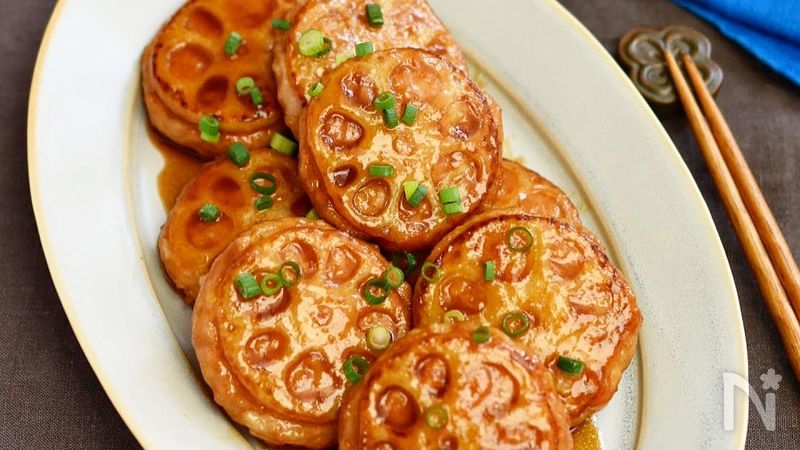 剥がれない！＼こく旨照り焼きだれで／れんこん鶏つくね | レシピ