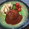 サトちゃんの作ってみた!投稿(【卵入りハンバーグ】混ぜるだけデミソース)