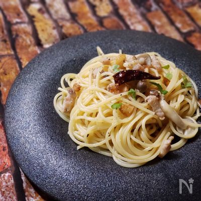 厚切り豚肉ときのこのペペロンチーノ