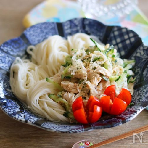 そうめんのバンバンジー風