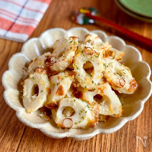 5分でパパッと!すぐできる【ちくわのペペロンチーズソテー】