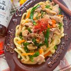 甘辛味がクセになる♡激うまチャプチェ風うどん