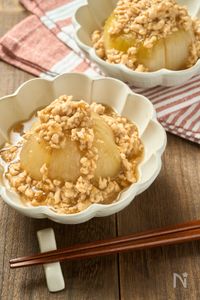【丸ごと玉ねぎのそぼろ生姜あんかけ】ほっこり美味しい！