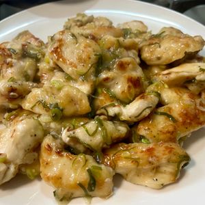 Shinoの作ってみた!投稿(【夏にぴったり♪簡単】鶏むね肉とネギ塩レモンのさっぱり焼き)