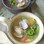 旨味たっぷり。浅利と空芯菜のスープ（夏の養生ごはん）