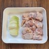 キャベツまで美味しい♪【鶏もも肉のしょうがだれ焼き】の工程1