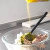 魚苦手な子どもが完食　鯖のりカレーおにぎりの下準備