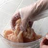 【レンジで5分💛】鶏むねと甘栗の甘酢あんの工程2