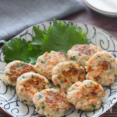 【蓮根とたたき海老のチーズ焼き】超簡単!食感も楽しめる♪