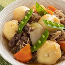 【圧力鍋レシピ】基本の「肉じゃが」・煮崩れしないコツ
