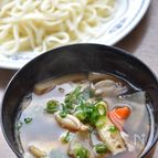【思い出のつけうどん】野菜たっぷり☆あっという間に完食！！
