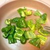 【お弁当おかず】ピーマンの黒胡椒おかか醤油炒めの工程2