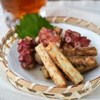 鰹節で風味豊かに、揚げ焼きで作る【タコとごぼうの唐揚げ】