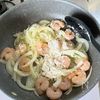 【えびマカロニグラタン】マカロニ別ゆで不要!うま味が広がる!の工程3