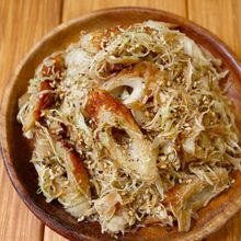 5分で完成！【キャベツとちくわの中華胡麻サラダ】