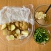 【新じゃがと三つ葉の柚子胡椒ごまマヨサラダ】ハマるおいしさ♪の下準備