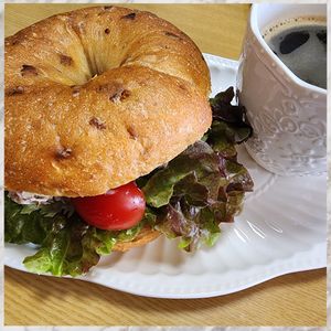 ナムディの作ってみた!投稿(サバ缶とクリームチーズのベーグルサンド)