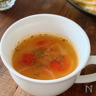 トマトと玉ねぎのさっぱりスープ