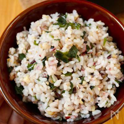 定番の味！【シンプルわかめご飯】冷凍保存可♩