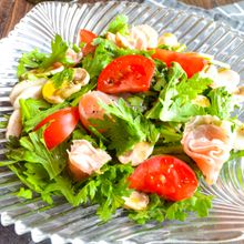 【生で食べられる！】春菊と生ハムのサラダ