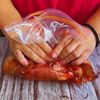 漬けて焼くだけ!柔らかスペアリブの工程2