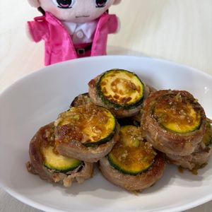 753mkの作ってみた!投稿(一気に巻くので手間なし♪豚巻きズッキーニの甘酢ねぎ照り焼き)