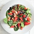 ハレの日に！おしゃれサラダ♪いちごとフェタチーズのサラダ