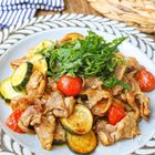 【ワンパン】節約肉×夏野菜でパパッと作る「大満足おかず」12選|夏休み後半の限界を救う!