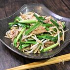 焼肉のタレだけ！ニラ豚もやし炒め