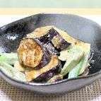 焼き茄子とオクラのごま酢和え