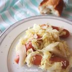 キャベツとソーセージのさっぱり白ワイン煮