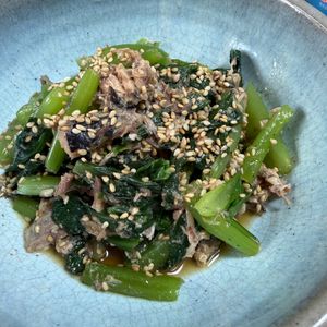 ゆっこの作ってみた!投稿(５分で作れる爆速副菜♡【小松菜とサバ缶の香ばし和え】)