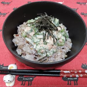 カミュの作ってみた!投稿(簡単＊おくらと鮭フレークのマヨ和え丼)