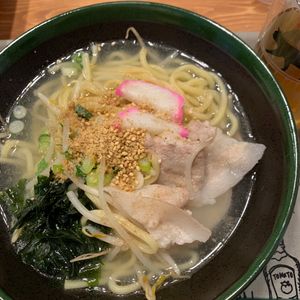 ぐ〜たら子の作ってみた!投稿(簡単スープ＊我が家のうま塩ラーメン)