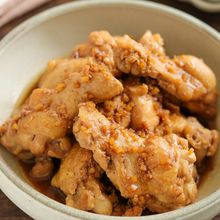 味噌で旨みUP♡手羽元の甘辛煮