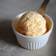 ＼簡単なのに本格的♪／濃厚リッチなバニラアイスクリーム