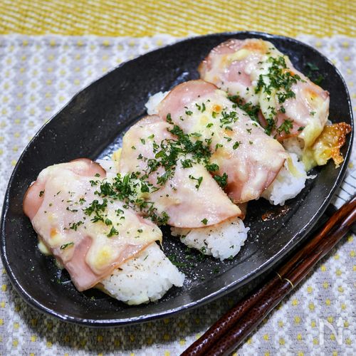 ハム巻きチーズ焼きおにぎり