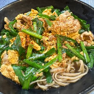 楽ラク手抜キッチン🐶🐾の作ってみた!投稿(ニラ玉そば《ランチや夜食にぴったり！》)
