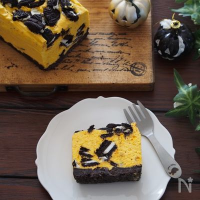 ゼラチン不要！焼かないパンプキンチーズケーキ　牛乳パックで
