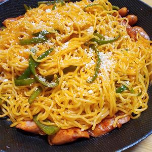 ナムディの作ってみた!投稿(【焼きナポリタン】ゆでずに簡単！パパッとランチに◎)
