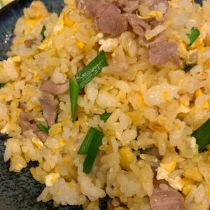 ぐ〜たら子の作ってみた!投稿(【男子爆食！豚バラねぎの旨だし炒飯】お手軽10分レシピ♡︎)