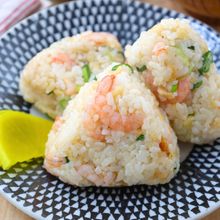 食べればで天むす！【悪魔の海老おにぎり】