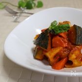 根菜と鶏肉のトマト煮込み