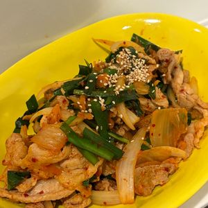 1308001の作ってみた!投稿(10分で絶品大満足おかず！やみつき豚キムチ)