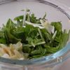 【レンジで簡単】パクパク食べられる!水菜とキャベツマヨサラダの工程3