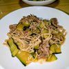 joe sanの作ってみた!投稿(牛肉とひらひらズッキーニの甘辛炒め)