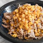 箸が止まらない！豚小間ととうもろこしのめんつゆバター炒め