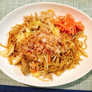 なつみの作ってみた!投稿(ガッツリ男子に捧ぐ！『屋台風ソース焼きそば』)