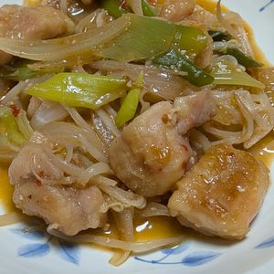 なお21の作ってみた!投稿(行列の定食屋さんの🍚鶏ともやしのスタミナ甘辛みそ炒め🤩)