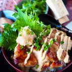 【ガッツリ男子大満足】鶏むね肉と明太子の照りマヨ甘辛どんぶり